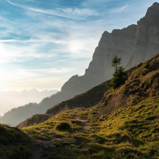 Mountain Landscapes - Discover the stunning mountain scenery in Walens #29476156