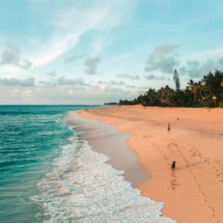 Beach Scenery - Explore a serene sandy beach with turquoise wate #4783754